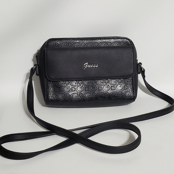 Guess Black Crossbody Handbag Small Purse Vinyl PU Embossed G - Picture 1 of 8